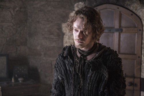5x07-The-Gift-game-of-thrones-38516551-500-333